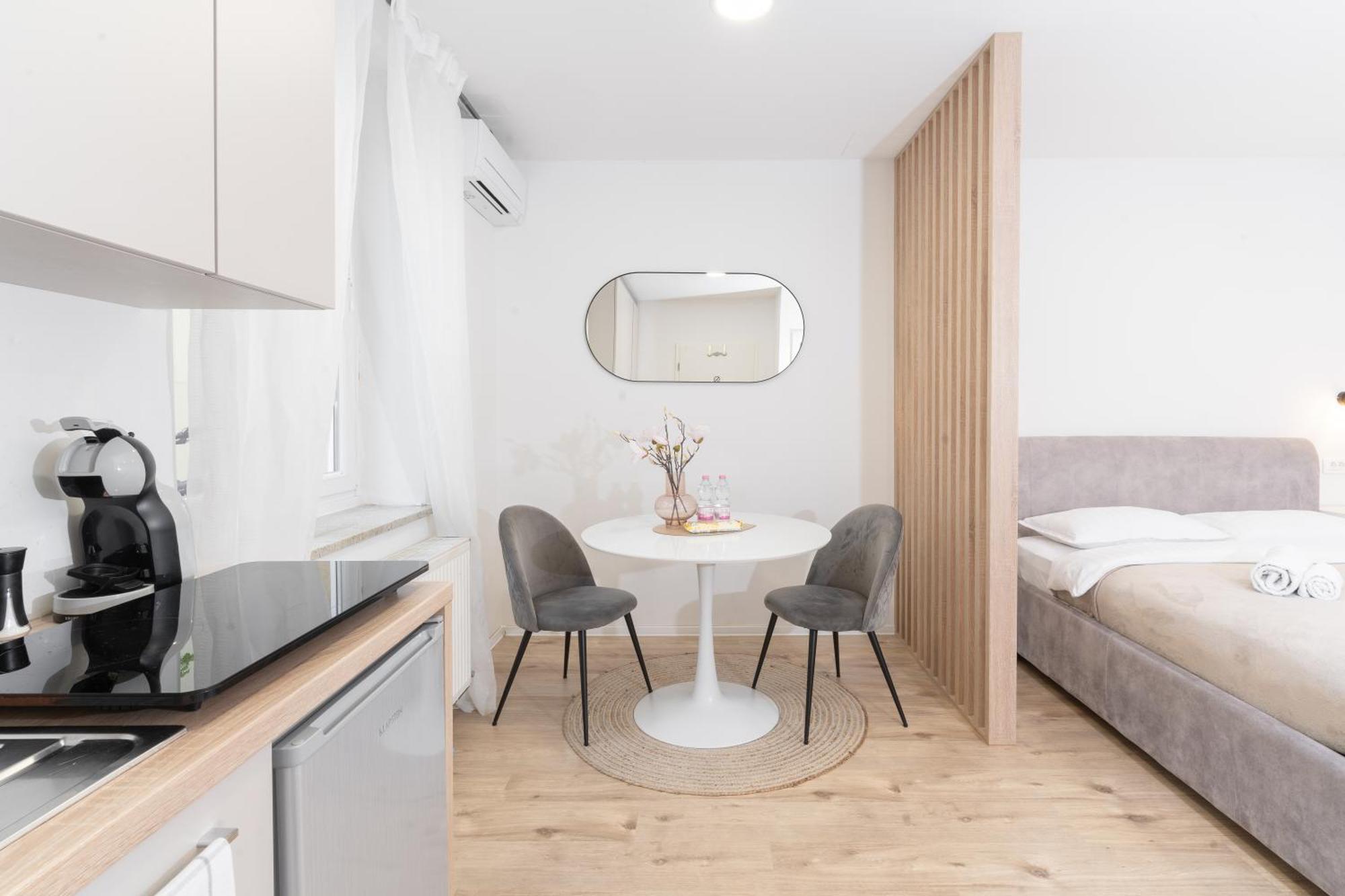 Classy & Cozy Apartment Любляна Екстер'єр фото